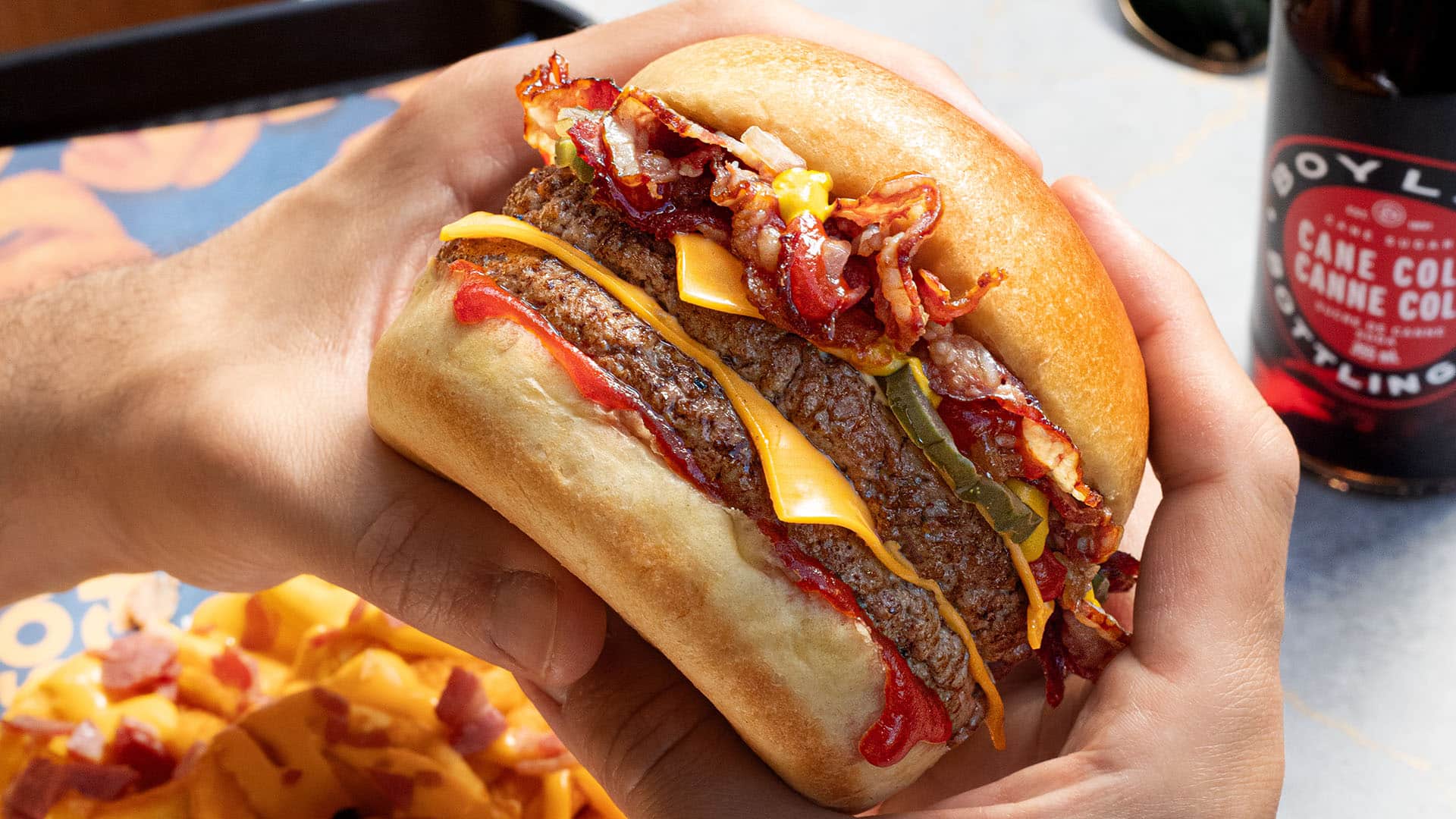 Str'Eat Burger Double Cheese Smoky avec twisters cheddar bacon