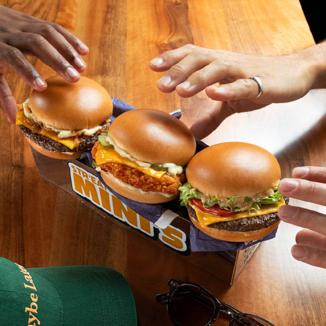 New Yorkais et Double Cheese Smoky en menu accompagné de tenders, twisters de chez Str'Eat Burger